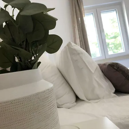 Near The Beach,free Parking&wifi Appartement *