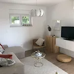 Apartment Near The Beach,free Parking&wifi Makarska