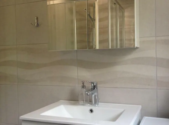 Near The Beach,free Parking&wifi Makarska